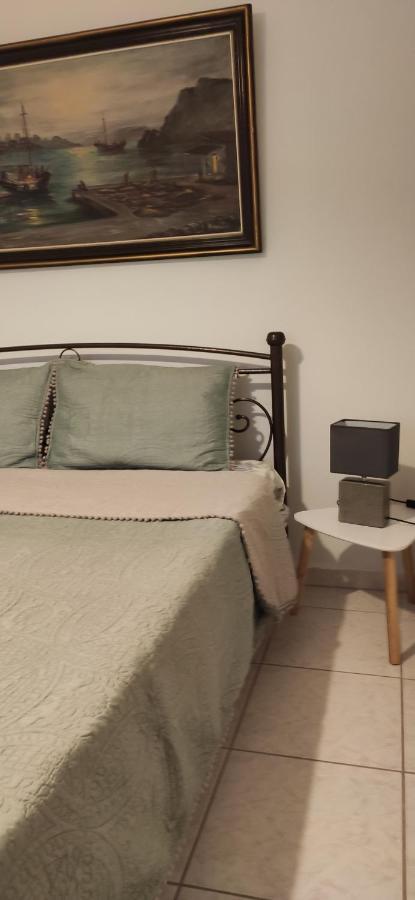 Appartement Ostria à Ierissos Extérieur photo
