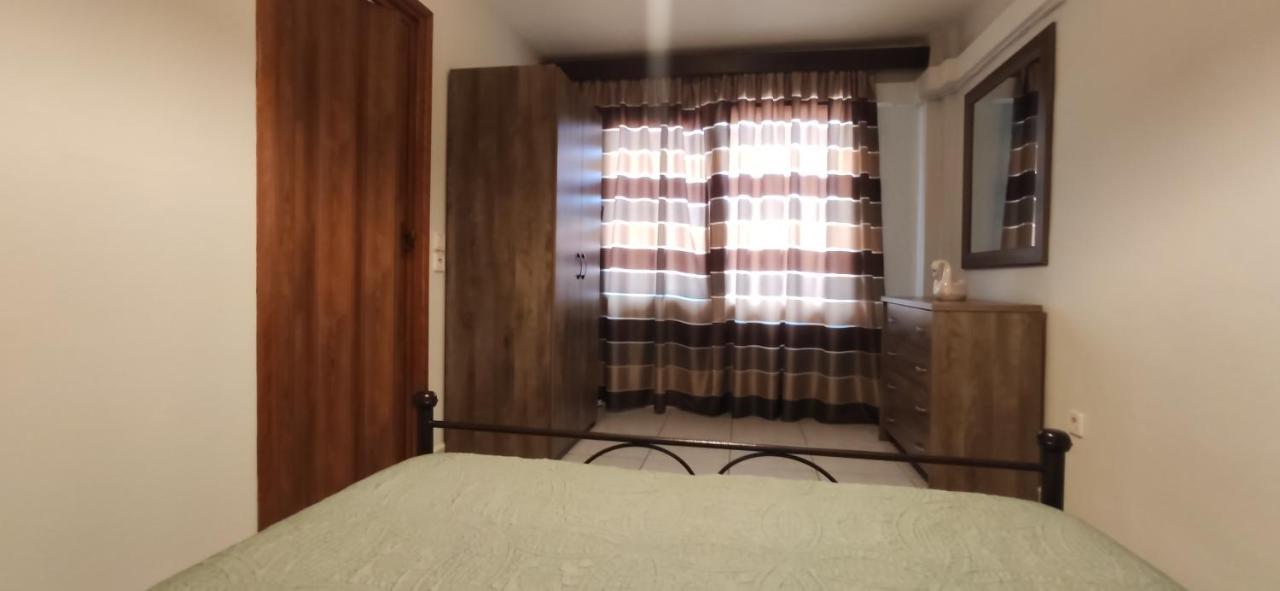 Appartement Ostria à Ierissos Extérieur photo