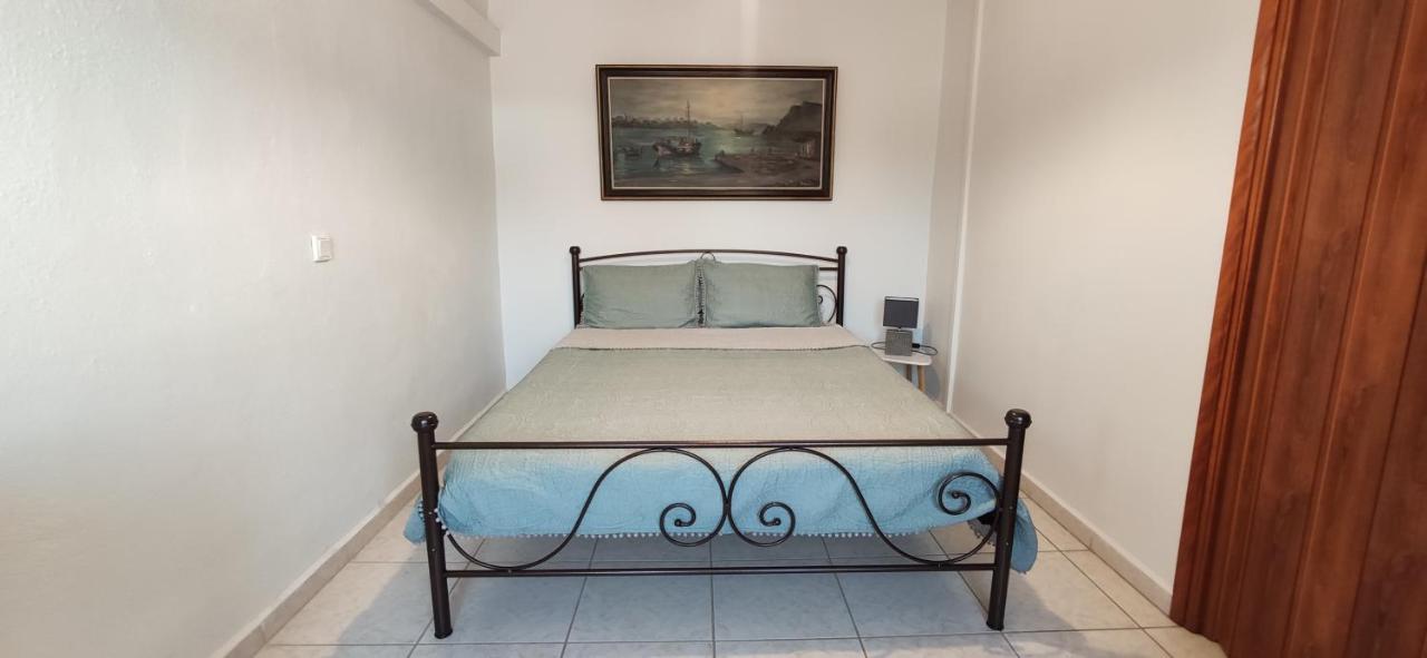 Appartement Ostria à Ierissos Extérieur photo